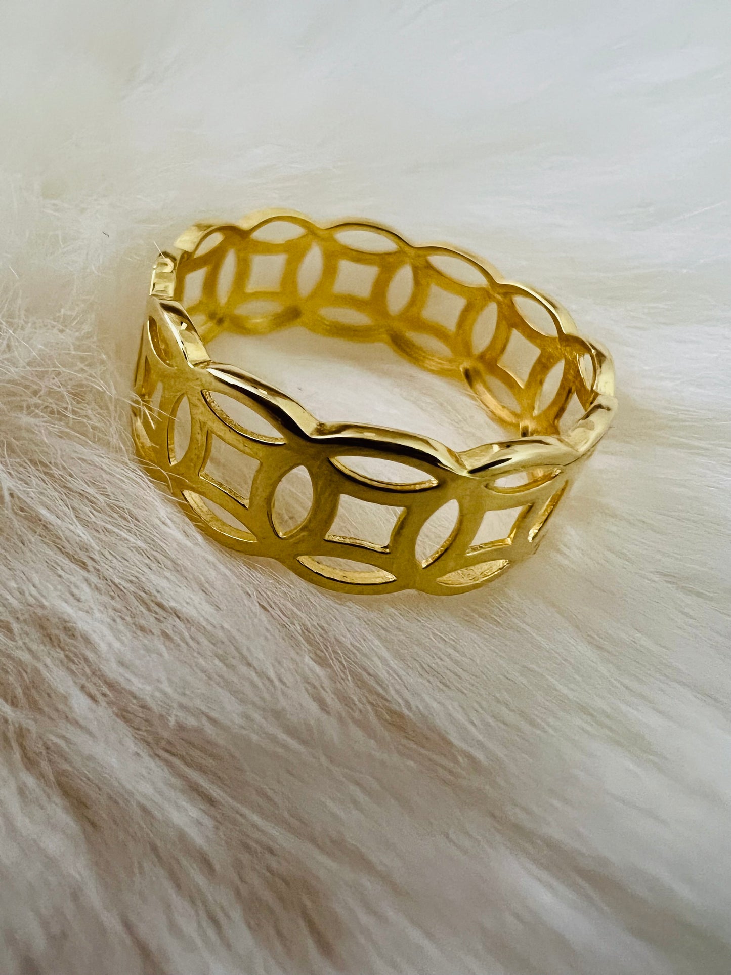Money Ring